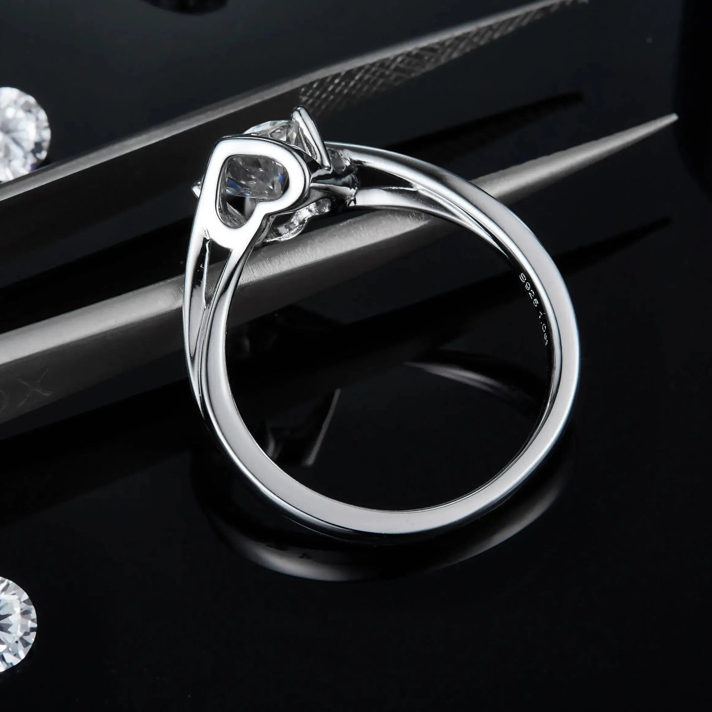1ct Moissanite Bypass Engagement Ring S925 Platinum Plated "Angel’s Heart" | Perlizia-Perlizia