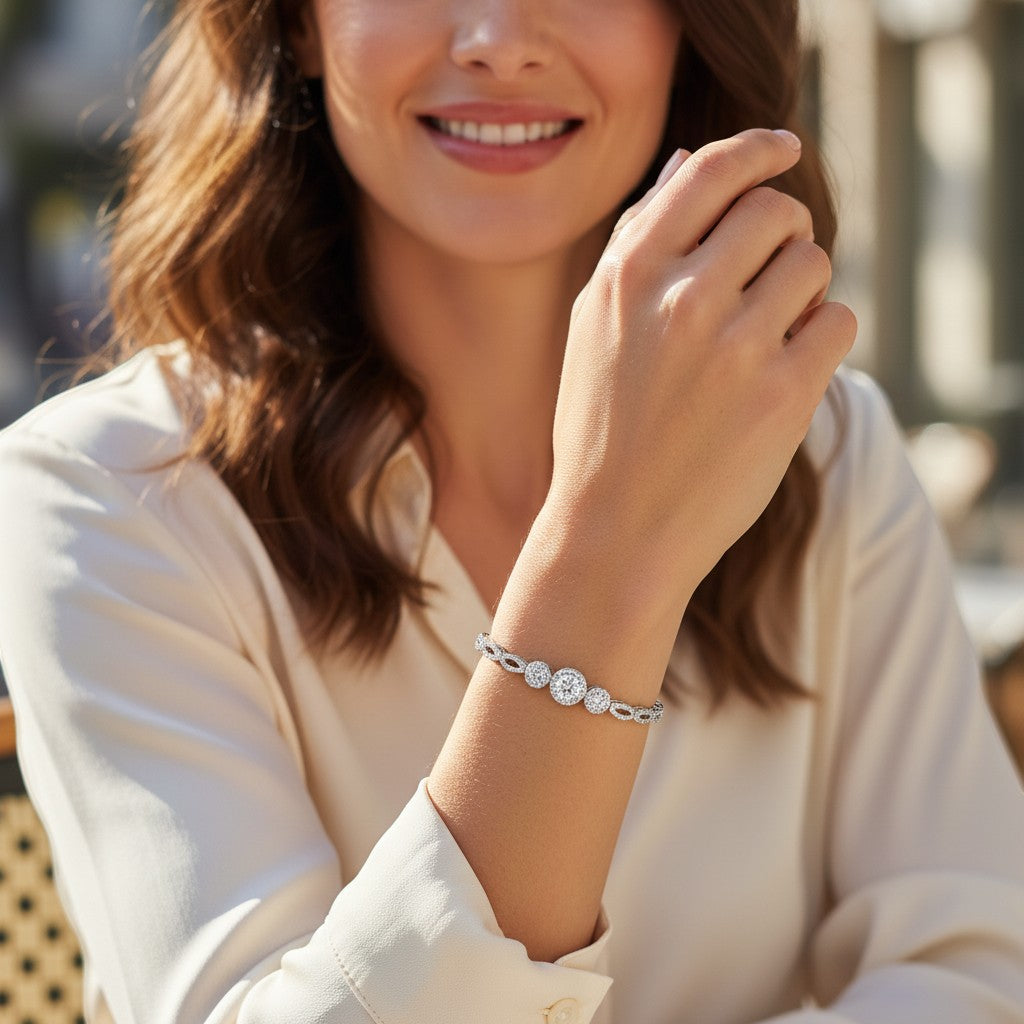 Perlizia 1-carat moissanite tennis bracelet with triple halo center and infinity links, platinum-plated S925 sterling silver.